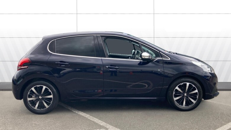 Peugeot 208 1.2 PureTech 82 Tech Edition 5dr [Start Stop] Petrol Hatchback